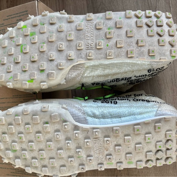 2019
Off-White x Wmns Waffle Racer 'Electric Green' - Picture 8 of 14